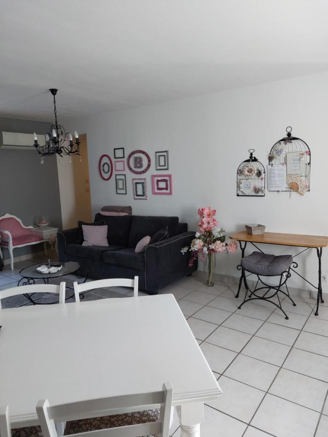 Appartement Les Dauphins à Saint-Romain-de-Jalionas Extérieur photo